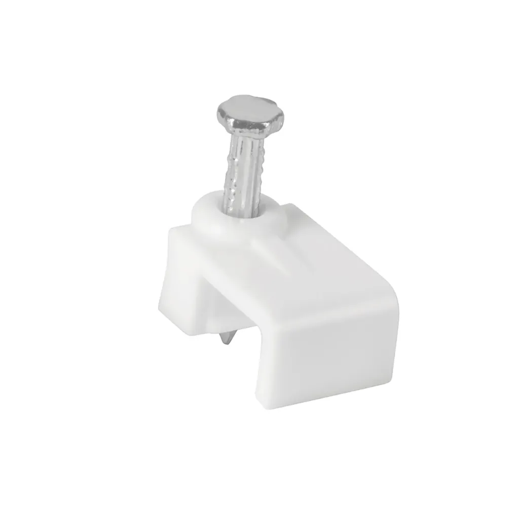 Bolsa con 500 grapas blancas de 5 X 8.5 mm para cable  plano